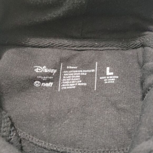 Disney Sweatshirt Size Large L Disney Collection By Neff Pullover Hoodie Graphic - Picture 7 of 7